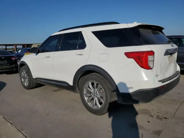 1FMSK7DH7LGB34748 2020 FORD EXPLORER - Image 2