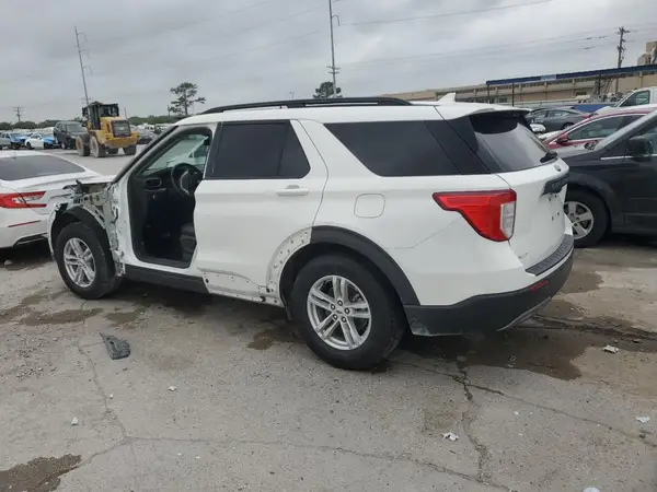 1FMSK7DH7MGA62886 2021 FORD EXPLORER - Image 2