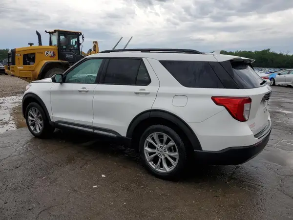 1FMSK7DH7MGA92034 2021 FORD EXPLORER - Image 2