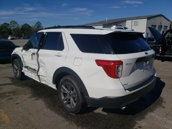 1FMSK7DH7MGB57917 2021 FORD EXPLORER - Image 2