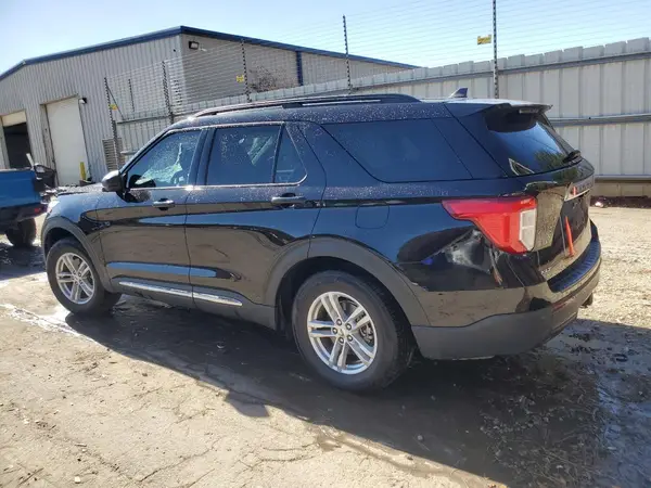 1FMSK7DH7NGA12216 2022 FORD EXPLORER - Image 2