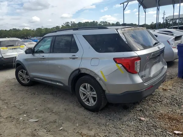 1FMSK7DH7NGA16945 2022 FORD EXPLORER - Image 2