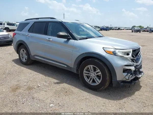 1FMSK7DH7NGA20123 2022 FORD EXPLORER - Image 1