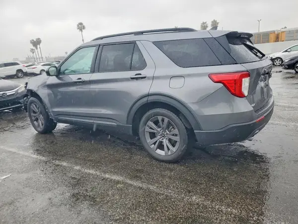1FMSK7DH7NGA20199 2022 FORD EXPLORER - Image 2