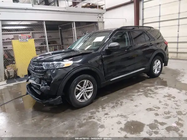 1FMSK7DH7NGA81052 2022 FORD EXPLORER - Image 2