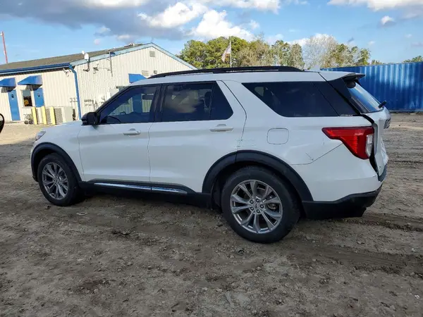 1FMSK7DH7NGB99425 2022 FORD EXPLORER - Image 2