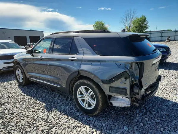 1FMSK7DH7PGA24532 2023 FORD EXPLORER - Image 2