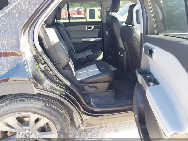 1FMSK7DH7PGA51889 2023 FORD EXPLORER - Image 8