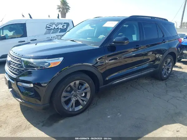 1FMSK7DH7PGB86547 2023 FORD EXPLORER - Image 2