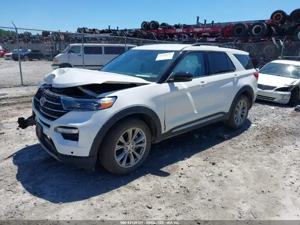 1FMSK7DH7PGB87911 2023 FORD EXPLORER - Image 2