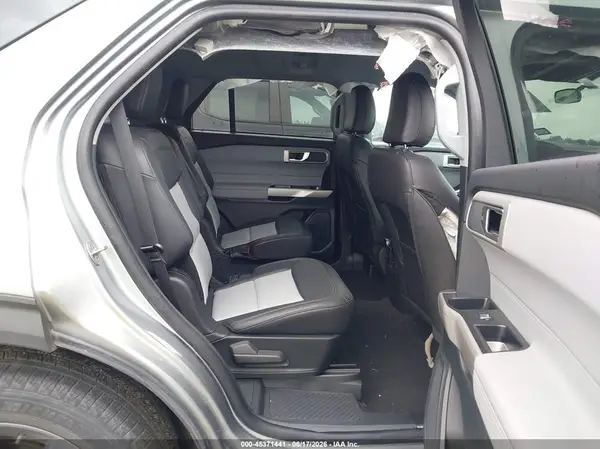 1FMSK7DH7RGA39678 2024 FORD EXPLORER - Image 8