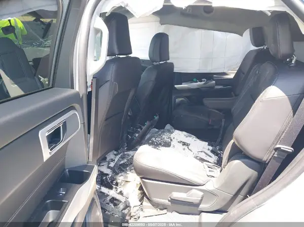 1FMSK7DH7RGA54617 2024 FORD EXPLORER - Image 8