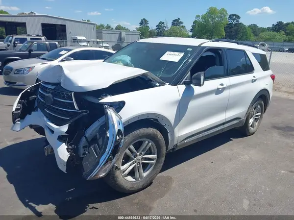 1FMSK7DH7RGA88282 2024 FORD EXPLORER - Image 2