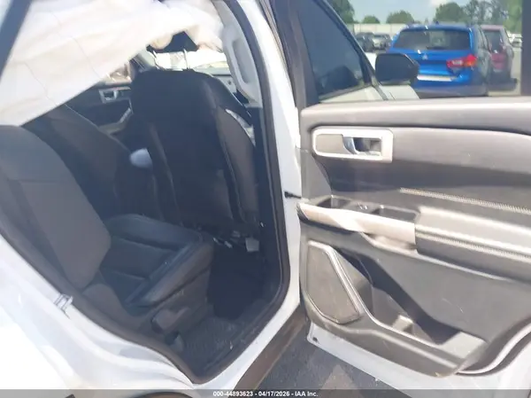 1FMSK7DH7RGA88282 2024 FORD EXPLORER - Image 8
