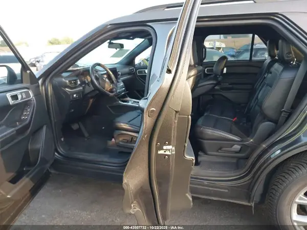 1FMSK7DH8LGB36136 2020 FORD EXPLORER - Image 8