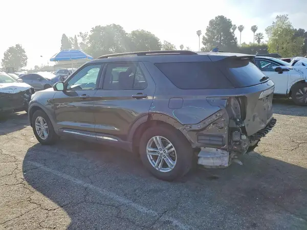 1FMSK7DH8LGB53776 2020 FORD EXPLORER - Image 2