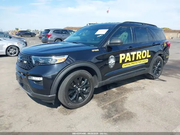 1FMSK7DH8MGA31758 2021 FORD EXPLORER - Image 2