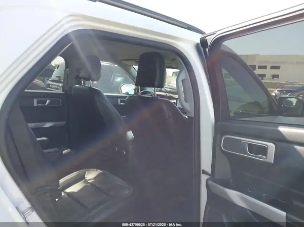 1FMSK7DH8MGA33204 2021 FORD EXPLORER - Image 8