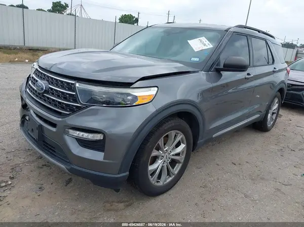 1FMSK7DH8MGA81835 2021 FORD EXPLORER - Image 2