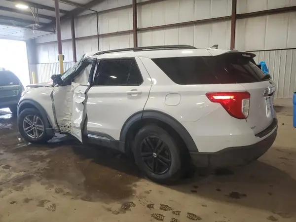 1FMSK7DH8MGA92124 2021 FORD EXPLORER - Image 2