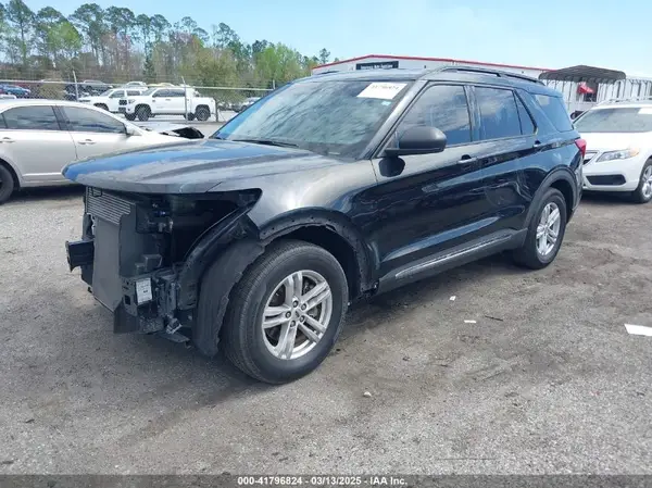 1FMSK7DH8MGB00030 2021 FORD EXPLORER - Image 2