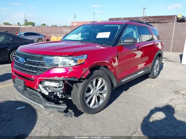 1FMSK7DH8MGB02425 2021 FORD EXPLORER - Image 2