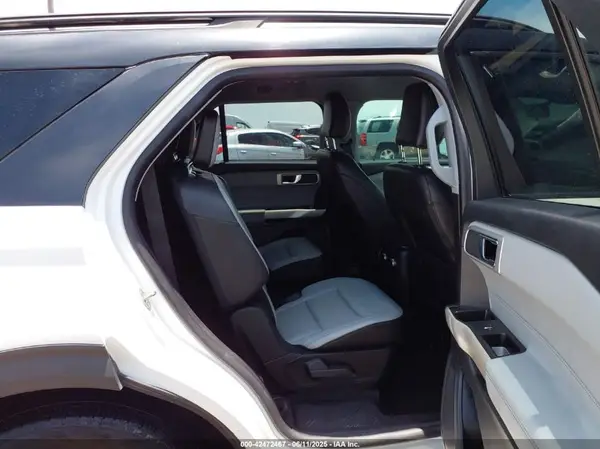 1FMSK7DH8MGB31410 2021 FORD EXPLORER - Image 8