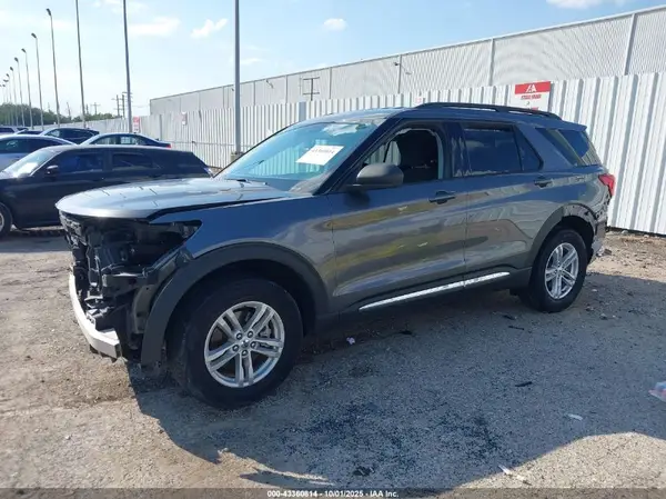 1FMSK7DH8MGB88531 2021 FORD EXPLORER - Image 2