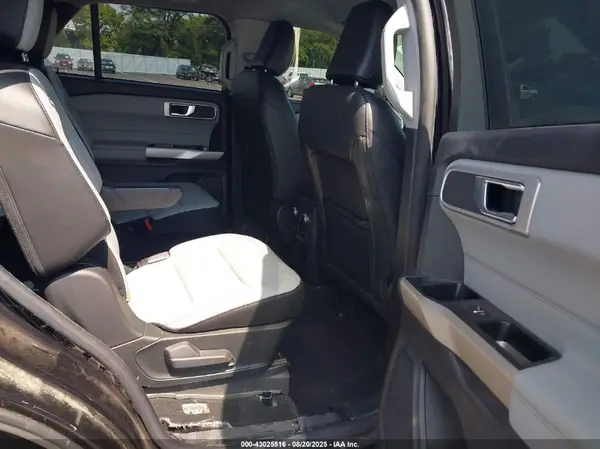 1FMSK7DH8MGC11922 2021 FORD EXPLORER - Image 8