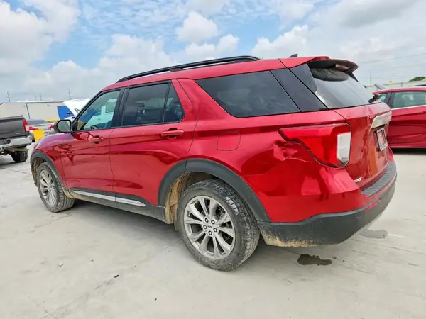 1FMSK7DH8NGA21474 2022 FORD EXPLORER - Image 2