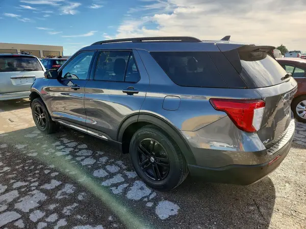 1FMSK7DH8NGA65104 2022 FORD EXPLORER - Image 2