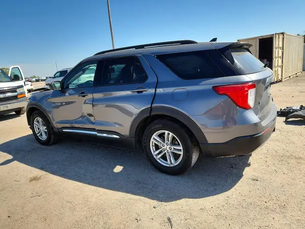 1FMSK7DH8NGA69184 2022 FORD EXPLORER - Image 2
