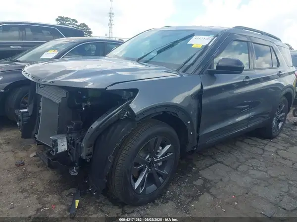 1FMSK7DH8NGB12227 2022 FORD EXPLORER - Image 2