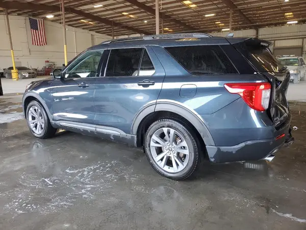 1FMSK7DH8NGB34132 2022 FORD EXPLORER - Image 2