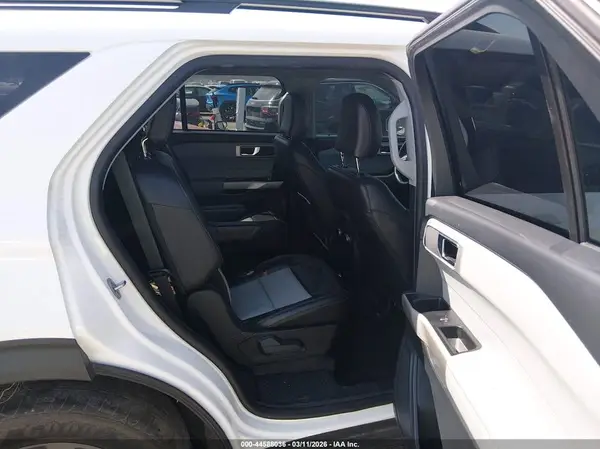 1FMSK7DH8NGB66885 2022 FORD EXPLORER - Image 8