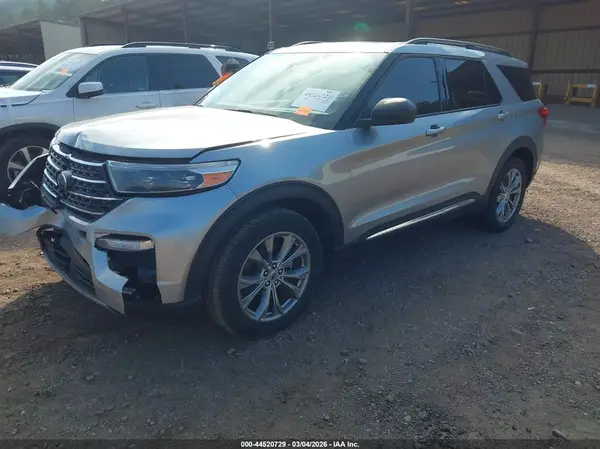 1FMSK7DH8NGB68202 2022 FORD EXPLORER - Image 2