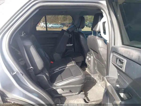 1FMSK7DH8NGB68202 2022 FORD EXPLORER - Image 8