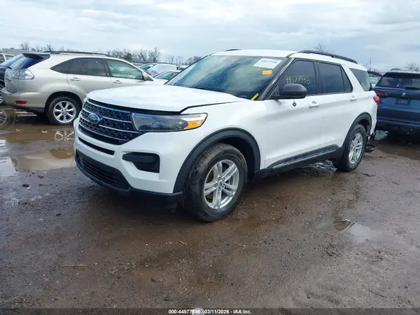 1FMSK7DH8NGB68488 2022 FORD EXPLORER - Image 2