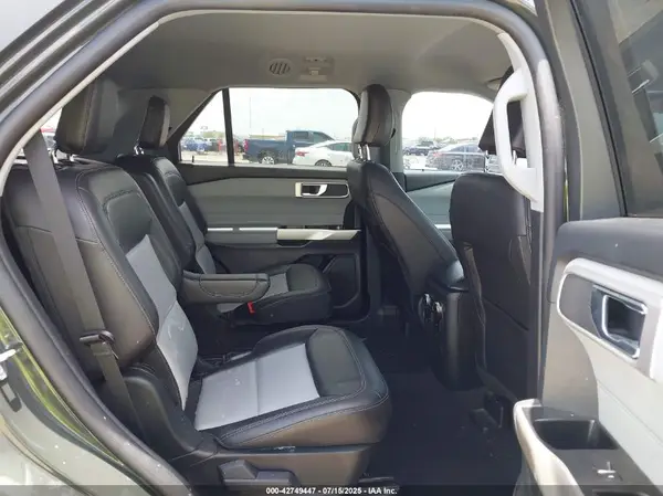 1FMSK7DH8NGB70967 2022 FORD EXPLORER - Image 8
