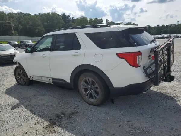 1FMSK7DH8NGC17981 2022 FORD EXPLORER - Image 2
