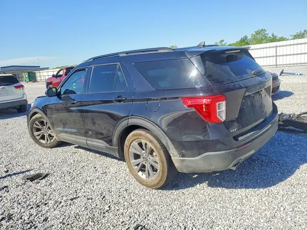 1FMSK7DH8NGC47238 2022 FORD EXPLORER - Image 2