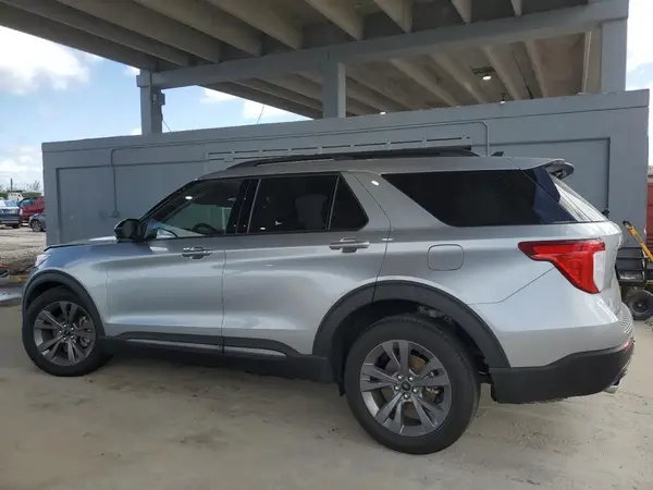 1FMSK7DH8PGA16083 2023 FORD EXPLORER - Image 2