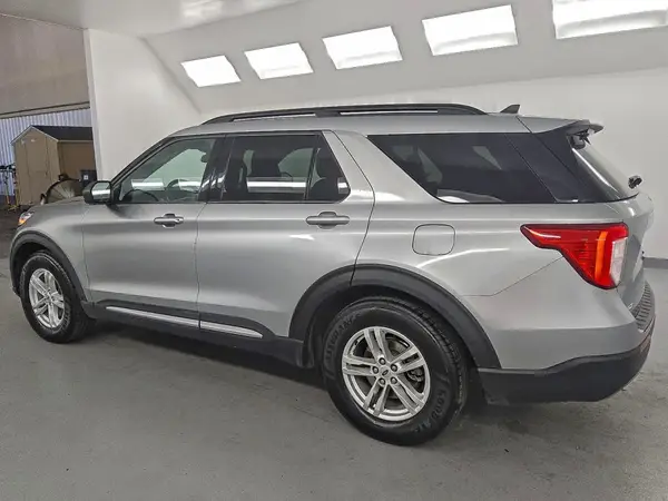 1FMSK7DH8PGA57555 2023 FORD EXPLORER - Image 2