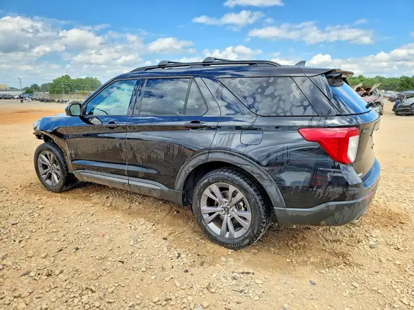 1FMSK7DH8PGA64814 2023 FORD EXPLORER - Image 2