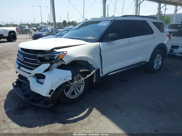 1FMSK7DH8PGB00713 2023 FORD EXPLORER - Image 2
