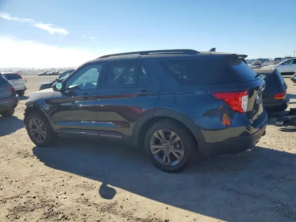 1FMSK7DH8PGB34246 2023 FORD EXPLORER - Image 2