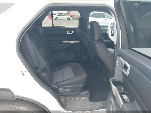 1FMSK7DH8PGC13464 2023 FORD EXPLORER - Image 8