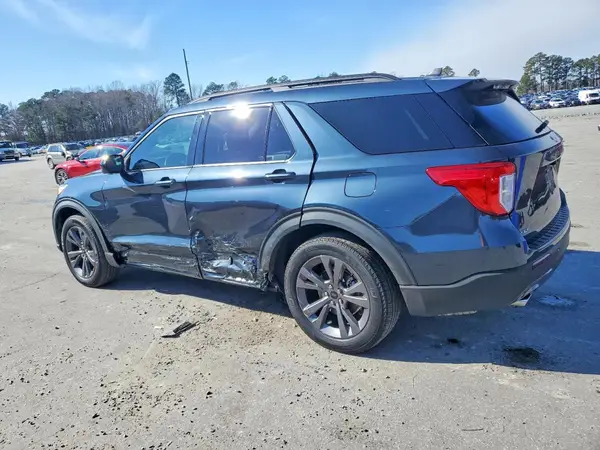 1FMSK7DH8PGC43306 2023 FORD EXPLORER - Image 2