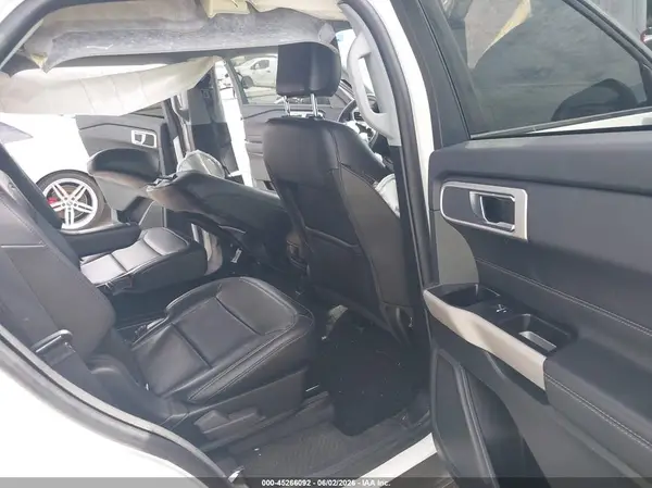 1FMSK7DH8RGA21237 2024 FORD EXPLORER - Image 8