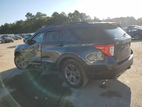 1FMSK7DH8RGA57235 2024 FORD EXPLORER - Image 2